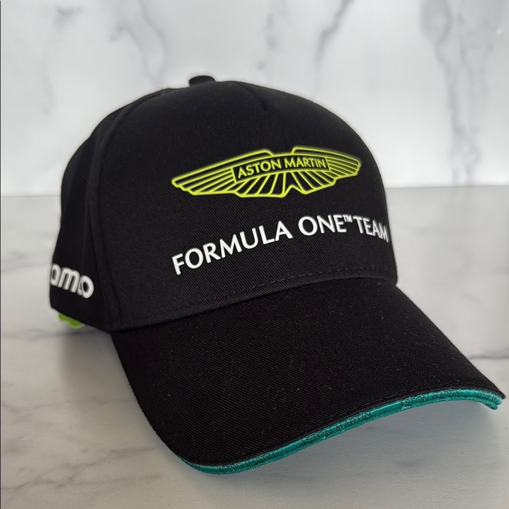 Aston Martin Black Cap